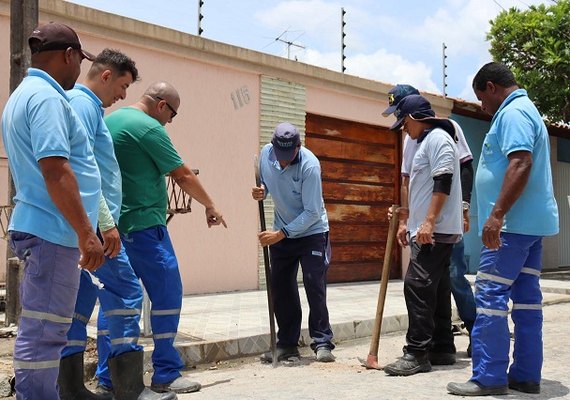 Casal e Agreste Saneamento detectam diversas irregularidades em imóveis de Arapiraca