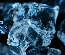 Cientistas criam nova forma de gelo que pode existir em Urano ou Netuno
