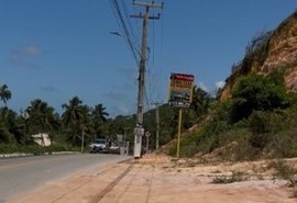 MPF recomenda interdição de trecho de alargamento da AL-101 Norte por risco de deslizamento de falésia