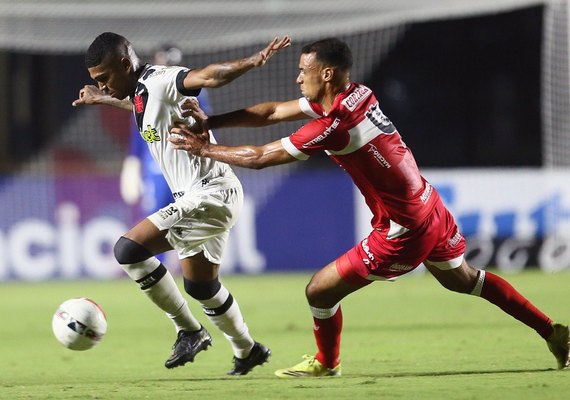 “Acaba! Acaba, pelo amor de Deus!'