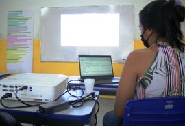 Situação de emergência em Penedo gera retomada das aulas remotas pela Semed