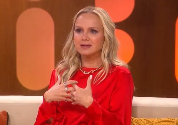 Eliana abre a intimidade e diz que já chorou durante um orgasmo