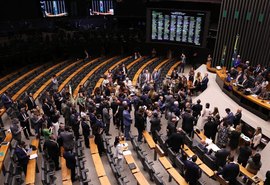 Congresso derruba veto ao PL da Dosimetria e reduz penas para condenados
