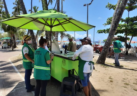 Prefeitura realiza intervenções sustentáveis na orla da capital