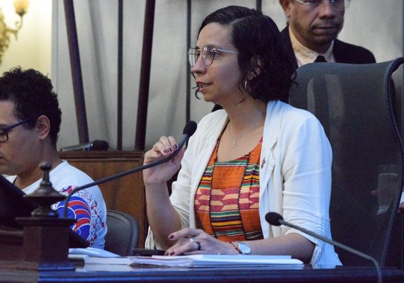 Sessão na ALE/AL destaca maracatu como expressão de resistência e identidade cultural de Alagoas