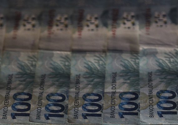 União libera R$ 696,38 milhões para cobrir dívidas de estados e municípios