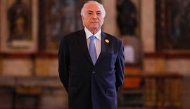 Temer sanciona reajuste de salário do STF; Fux revoga auxílio-moradia