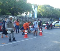 Vídeo: acidente entre duas motos deixa quatro feridos em Guaxuma