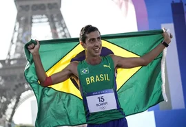 Caio Bonfim fatura prata inédita para o Brasil na marcha atlética