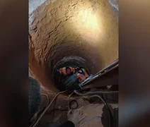 Mulher cai em buraco de oito metros ao sair para banheiro em MG