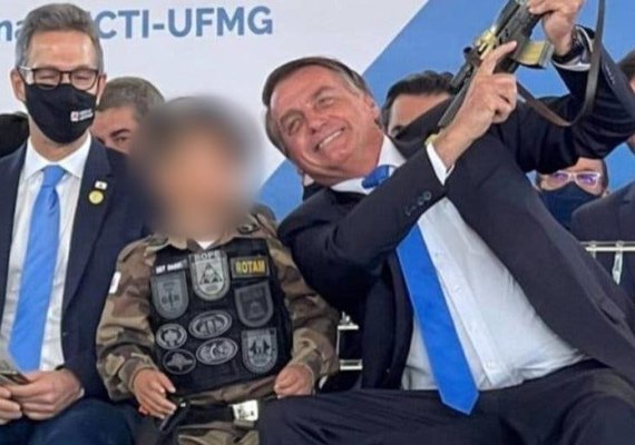 Comitê da ONU repudia o uso de crianças fardadas como militares por Bolsonaro