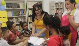 Rua Fechada, na orla de Maceió, recebe o projeto Biblioteca na Praia neste domingo (07)