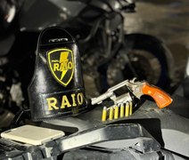 PM apreende arma de fogo após abordagem a motociclista na Cidade Universitária