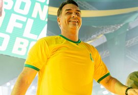 Flávio Bolsonaro reafirma apoio às emendas parlamentares em reuniões reservadas