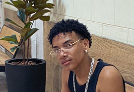 Aos 16 anos, jovem morador do Jacintinho é responsável pelos cartazes dos filmes da Netflix