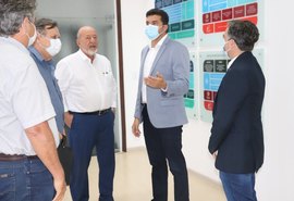 Rui Palmeira visita liderança e diz que já está construindo plano de governo