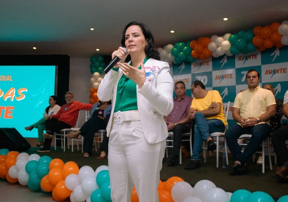 Fabiana Pessoa poderá ser a segunda mulher de Arapiraca na ALE