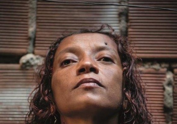 Projeto Relix realiza exposição em homenagem a catadoras em Maceió