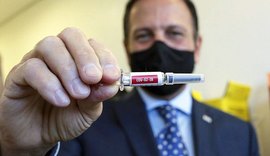 Insumos para 8,6 milhões de doses da Coronavac chegam ao Brasil no dia 3