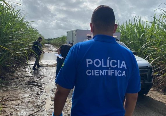 Joias são encontradas ao lado de ossada humana, em Teotônio Vilela