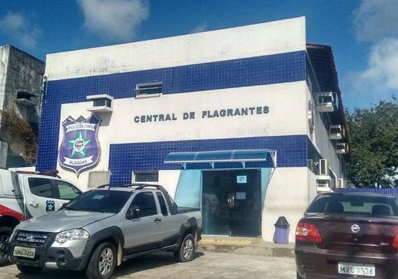 Homem é preso por sair de bar sem pagar cerveja e dirigir embriagado em Maceió