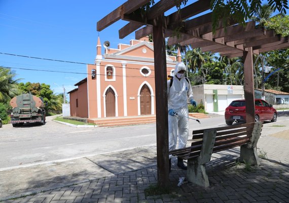 Exército inicia desinfecção das ruas de Marechal Deodoro