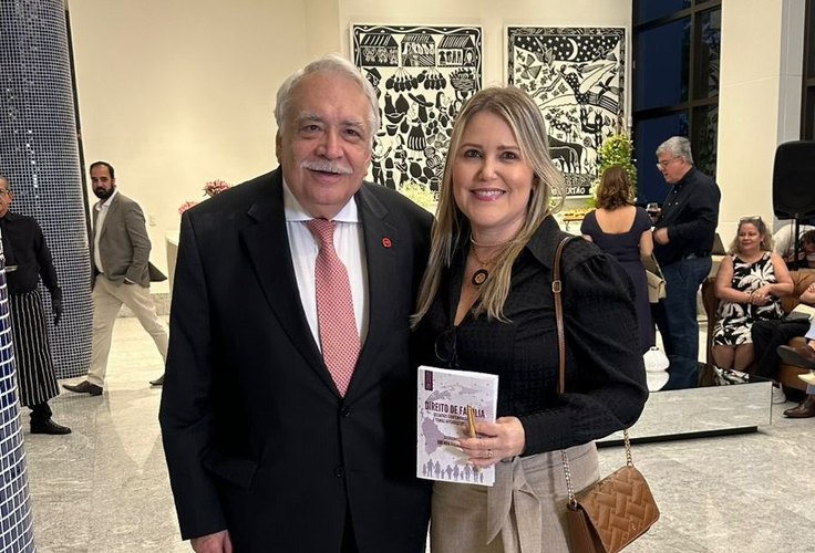Lançado pela advogada alagoana Brenda Belo, livro sobre Direito de Família é destaque no Recife