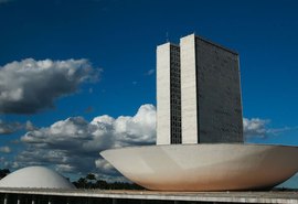 Câmara e Senado escolhem hoje novos dirigentes