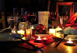 Dia dos Namorados em Maceió: noite romântica pode custar de R$ 60 a R$ 2,4 mil