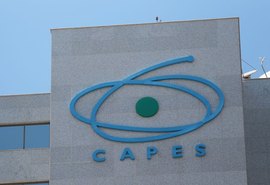 Capes publica novas regras para concessão de bolsas de pós-graduação