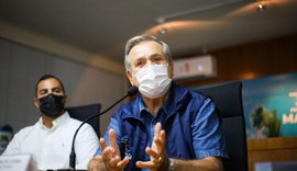 Vice-prefeito de Maceió entrega Carteira do Autista para famílias