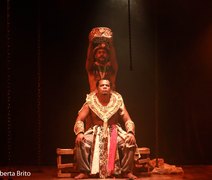 Theatro Homerinho recebe espetáculo 'Negreiros' da Cia LaCasa