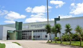 Criança baleada de raspão recebe alta hospitalar em Arapiraca