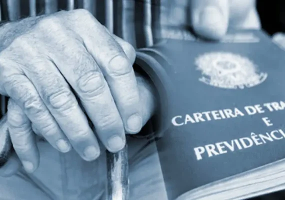 Homem de 62 anos tenta dar entrada a aposentadoria e descobre que já era aposentado desde 2015