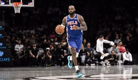 LeBron James estreia com derrota na pré-temporada da NBA