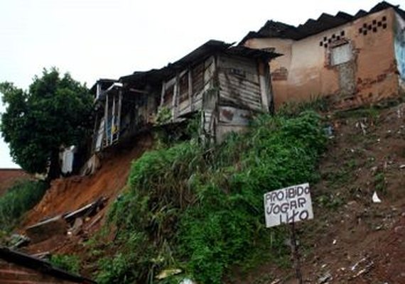 Com mais de 500 áreas de risco, medidas buscam diminuir impactos da chuva em Maceió