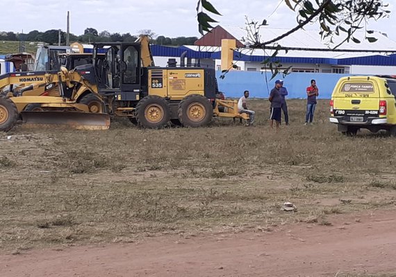 Prefeito de Igaci comanda destruição de moradias e ameaça famílias em loteamento