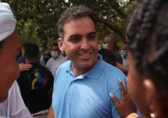 Prefeito deve renunciar mandato para disputar governo de AL