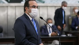 Deputado acusa governo de Alagoas de interferir na vacinação contra a Covid-19 em Maceió