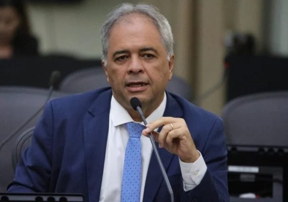 Silvio Camelo propõe identificação visual rosa em tornozeleiras usadas por agressores de mulheres