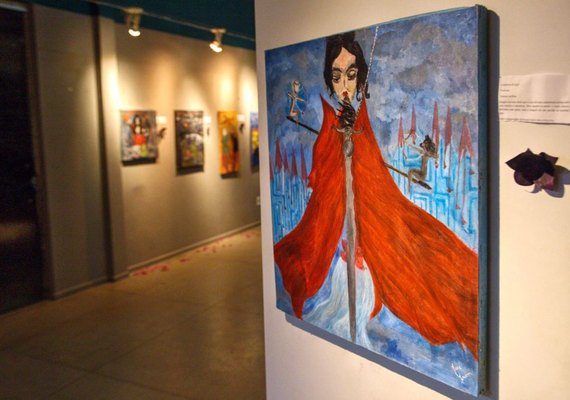 Casa da Cultura de Arapiraca sedia exposição de pinturas surrealistas