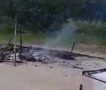 Criminoso incendeia circo em Passo de Camaragibe