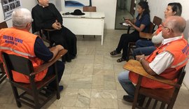 Religiosos Colaboram com  o trabalho da Defesa Civil  no Pinheiro