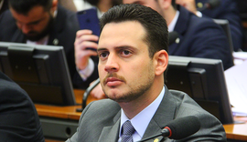 Apenas um deputado alagoano é contra prisão de Silveira