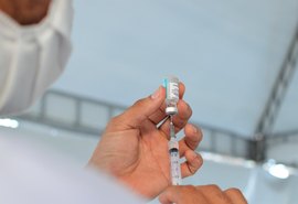 Sesau promove treinamento para aplicação de vacina contra covid-19 em crianças de 5 a 11 anos