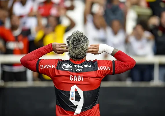 Cruzeiro anuncia a contratação do atacante Gabigol