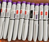 Anvisa apreende lotes falsificados de Mounjaro, Botox e remédio contra câncer