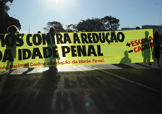 Pediatras se posicionam contra redução da maioridade penal