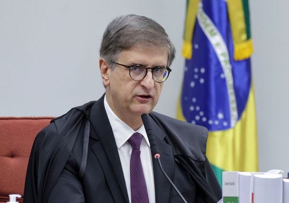 PGR se posiciona contra revisão da condenação de Bolsonaro