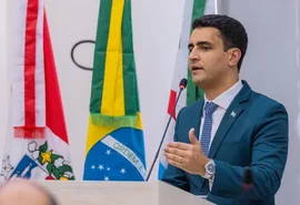 JHC escolhe a saúde para atacar Renan Filho todos os dias